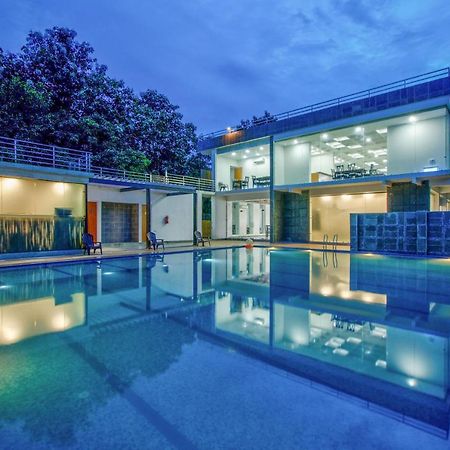 The Cloyster Resort And Spa รามนาการ์ ภายนอก รูปภาพ