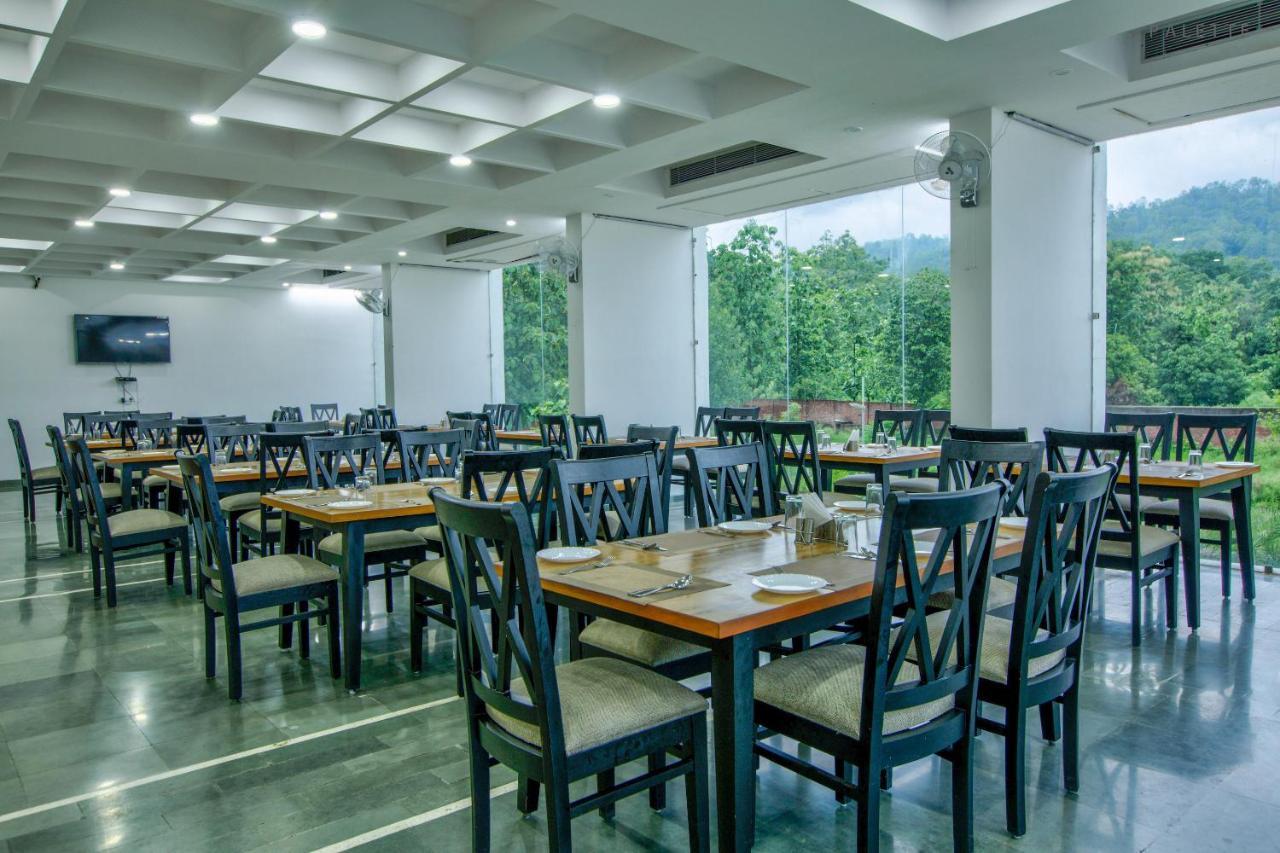 The Cloyster Resort And Spa รามนาการ์ ภายนอก รูปภาพ