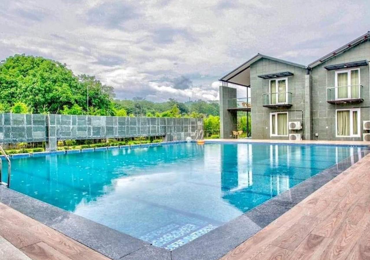 The Cloyster Resort And Spa รามนาการ์ ภายนอก รูปภาพ