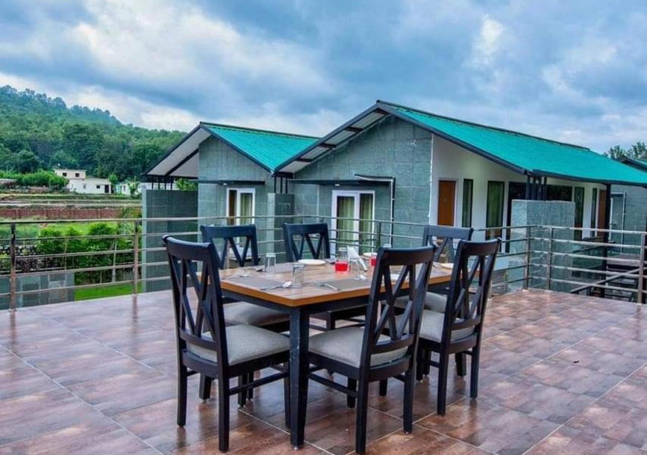 The Cloyster Resort And Spa รามนาการ์ ภายนอก รูปภาพ