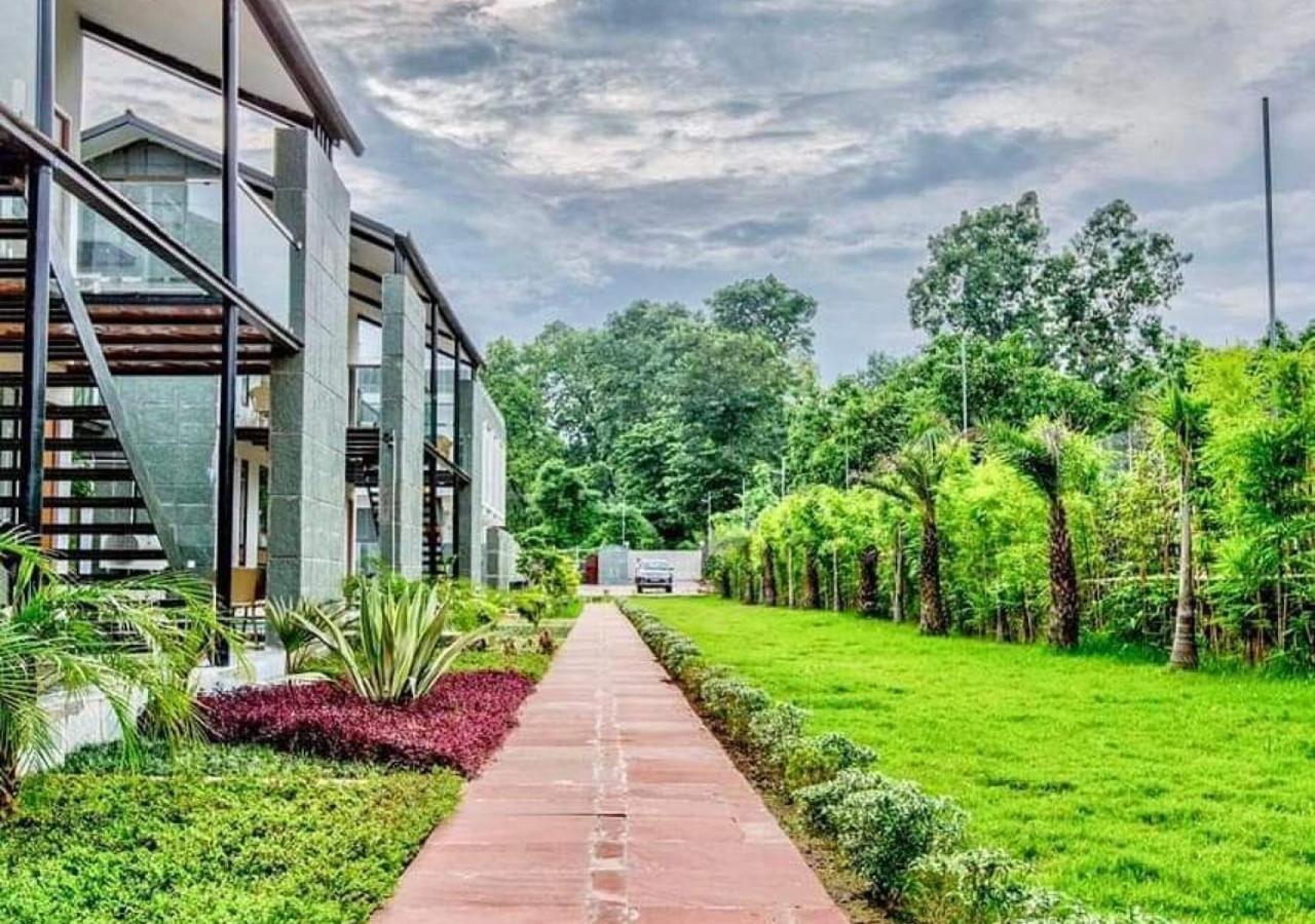 The Cloyster Resort And Spa รามนาการ์ ภายนอก รูปภาพ